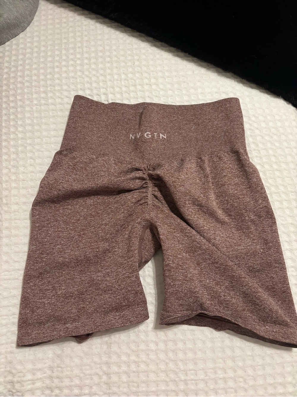 NVGTN scrunch Women's High-Rise Bike Shorts in coco